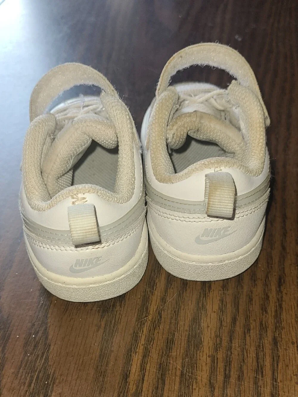 Nike iconic swoosh